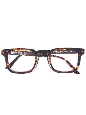 Kuboraum - Black N4 Rectangular Optical Glasses