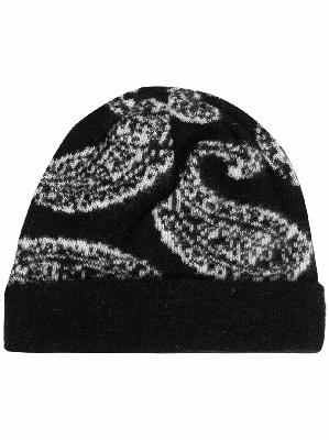 424 patterned knitted beanie
