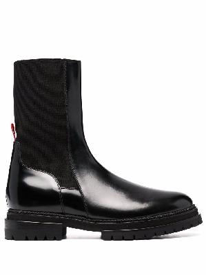 424 patent leather Chelsea ankle boots