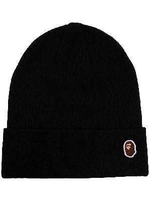 A BATHING APE® embroidered-patch beanie