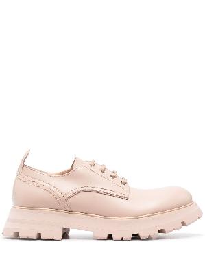 Alexander McQueen Wander lace-up shoes