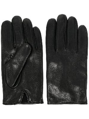 BOSS cracked-effect leather gloves