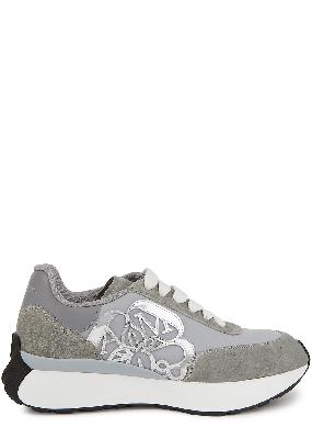 Runner grey panelled nylon sneakers