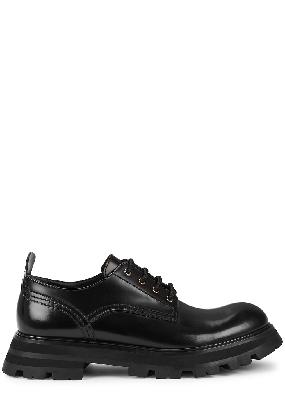 Wander black glossed leather shoes