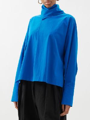 Issey Miyake - Button-back Cotton-voile Blouse - Womens - Blue - 3