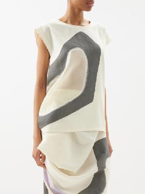 Issey Miyake - Meanwhile Panelled Voile Sleeveless Top - Womens - Cream - ONE SIZE