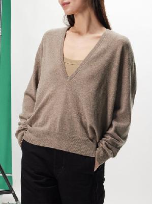Lemaire - Deep V-neck Wool-blend Sweater - Womens - Beige - L
